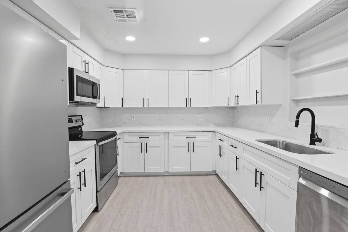 House for rent at 319 S Congress Ave, West Palm Beach, FL 33409