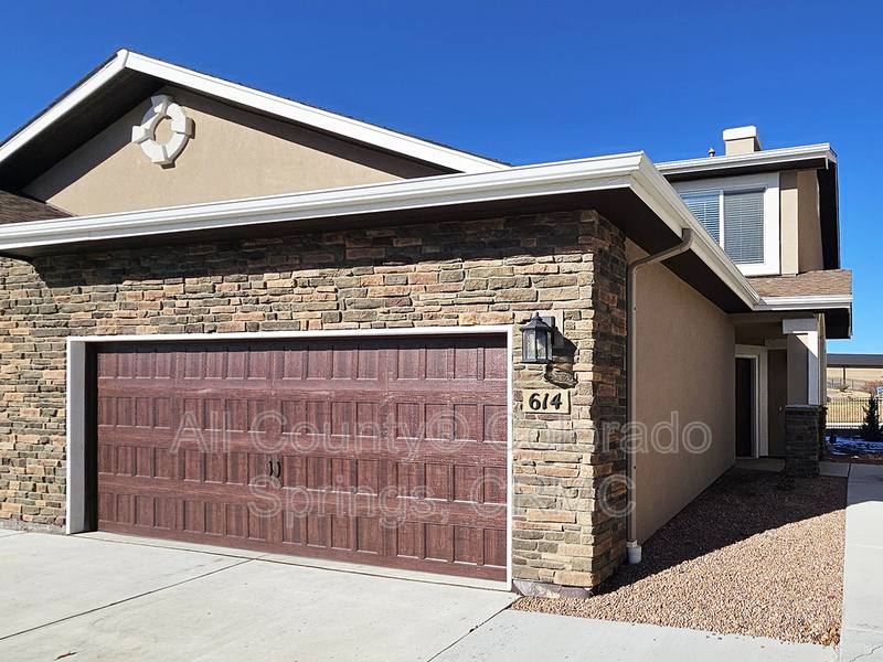 Townhouse for rent at 614 Thimbleberry Point, Colorado Springs, CO 80921