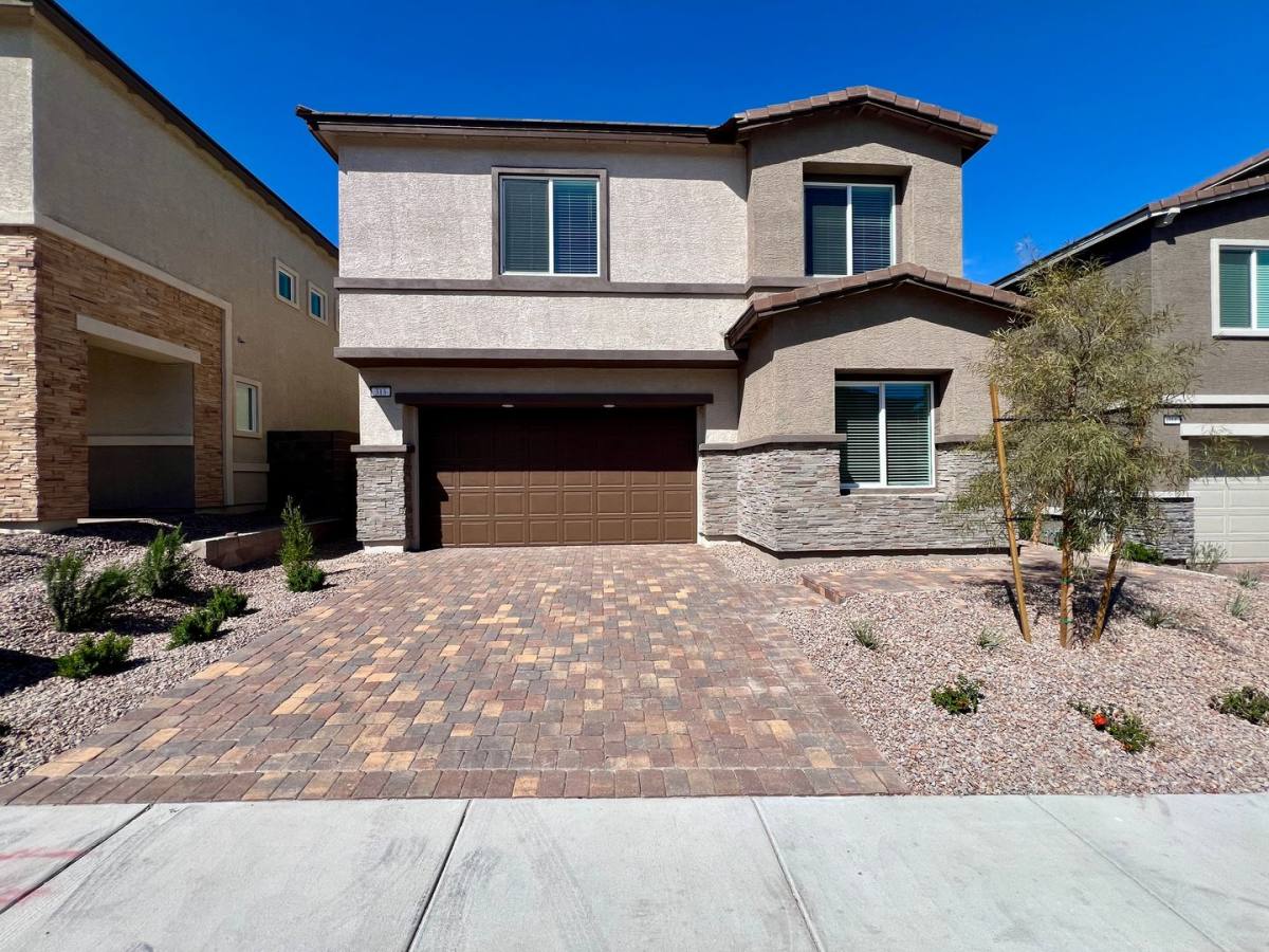 House for rent at 313 Mount Tyndall St, Henderson, NV 89015