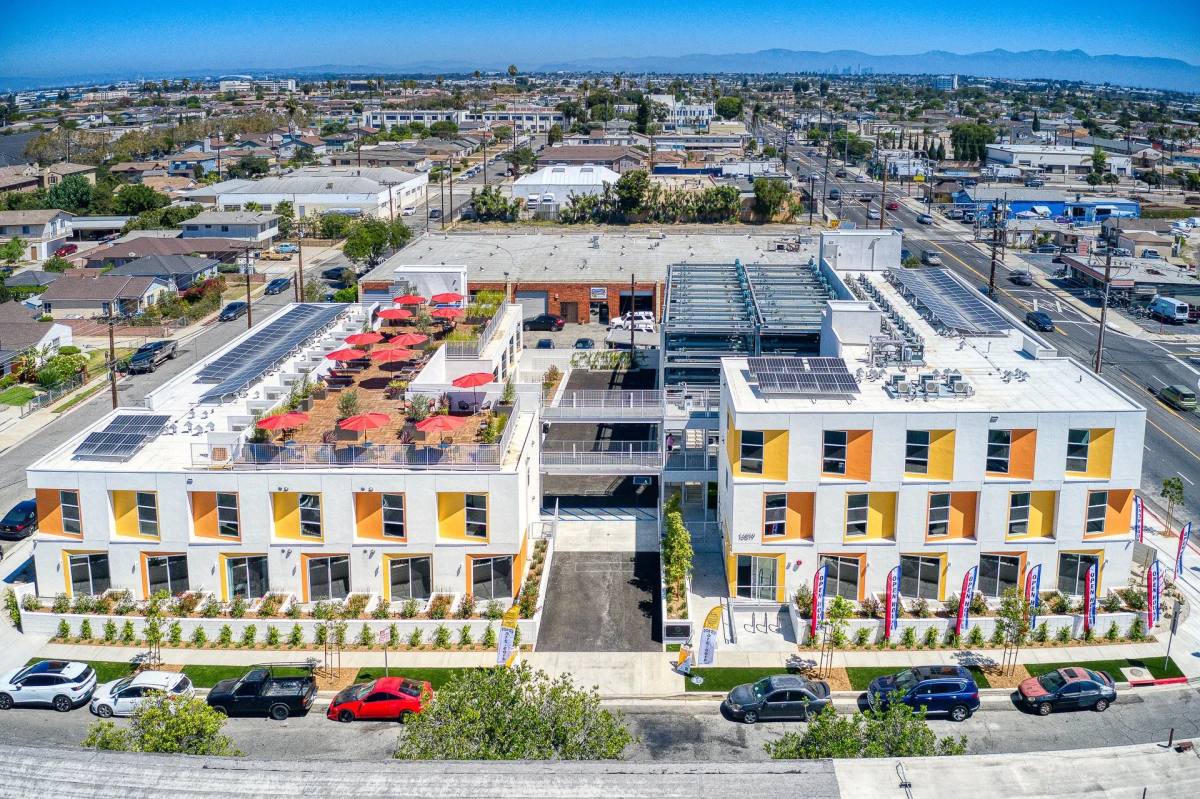 Apartment for rent at 16819 S Normandie Ave, Gardena, CA 90247