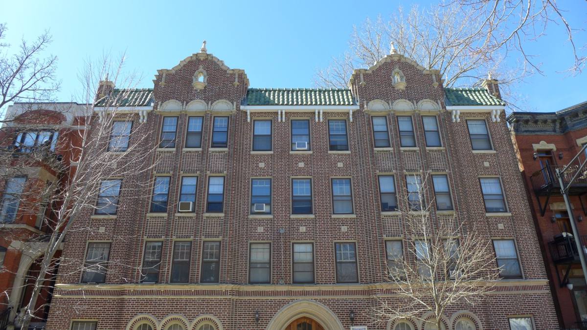 Apartment for rent at 2048 N Cleveland, Chicago, IL 60614