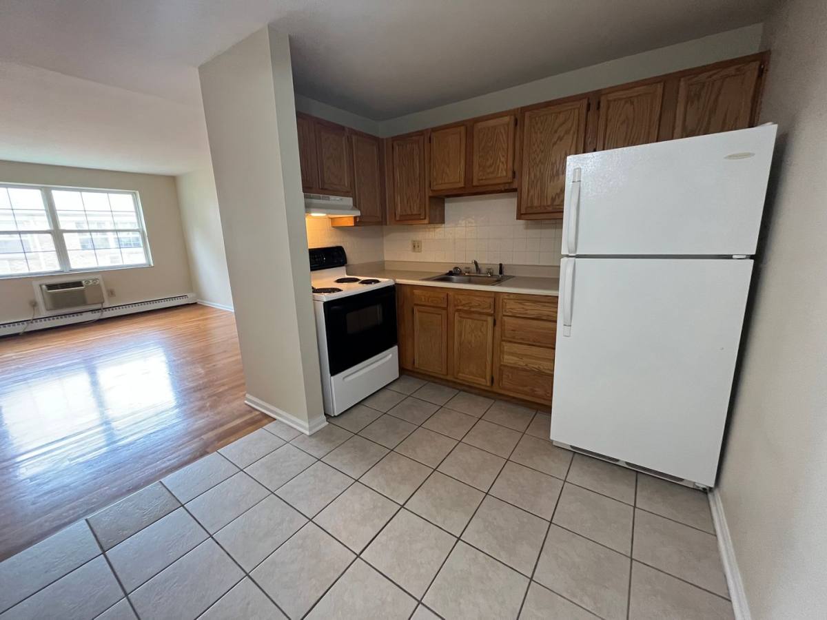Apartment for rent at 940-950 E N Broadway St, Columbus, OH 43224