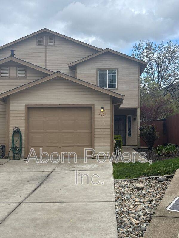 House for rent at 7021 Forest Hill Dr, Diamond Springs, CA 95619
