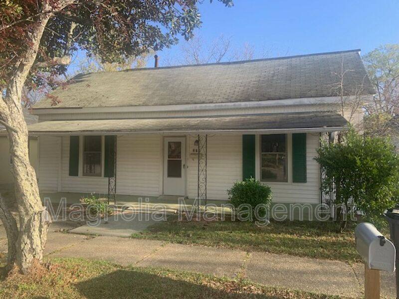 House for rent at 273 Chavasse Ave, Henderson, NC 27536
