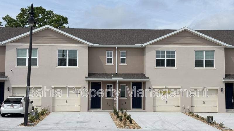 Townhouse for rent at 2376 Penguin Blvd, Davenport, FL 33837