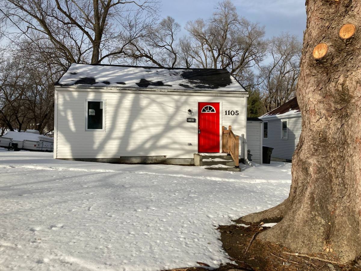 House for rent at 1105 Elder Lane, Des Moines, IA 50315