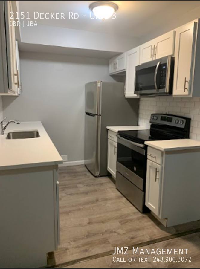 Apartment for rent at 2151 Decker Rd #3, Walled Lake, MI 48390