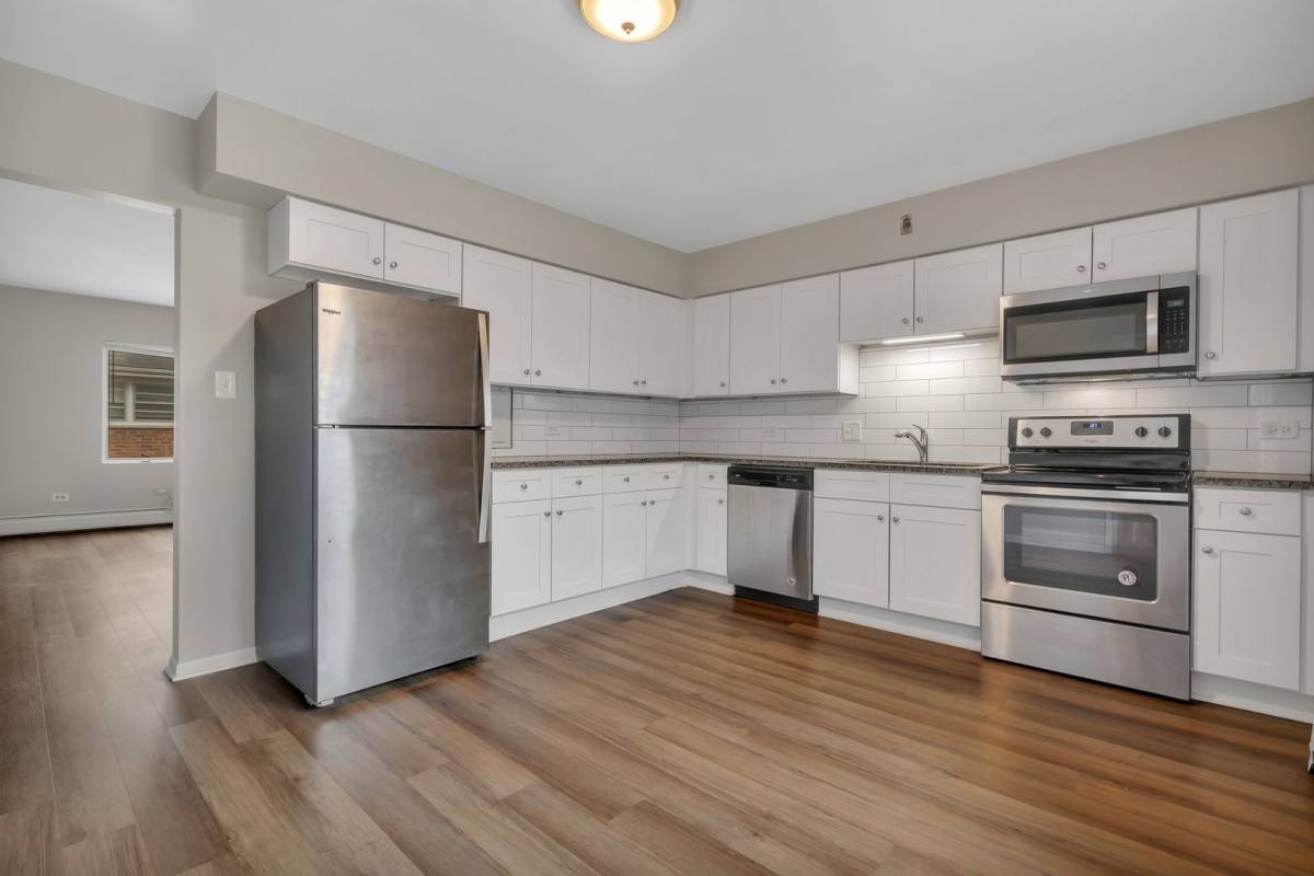 Apartment for rent at 34-42 S Waiola Ave, La Grange, IL 60525