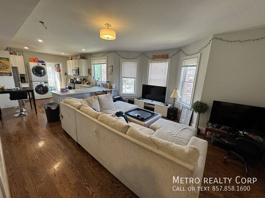 Condo for rent at 7 Hamilton Rd #2, Somerville, MA 02144