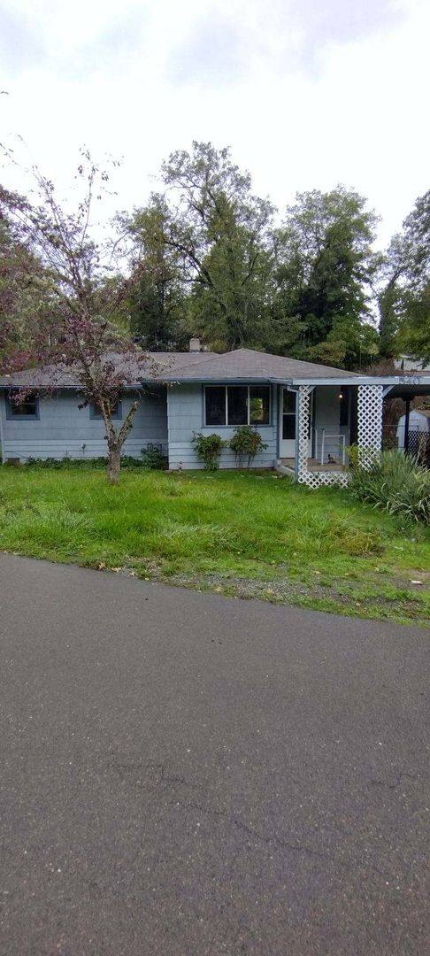 House for rent at 540 SW 5th St, Canyonville, OR 97417