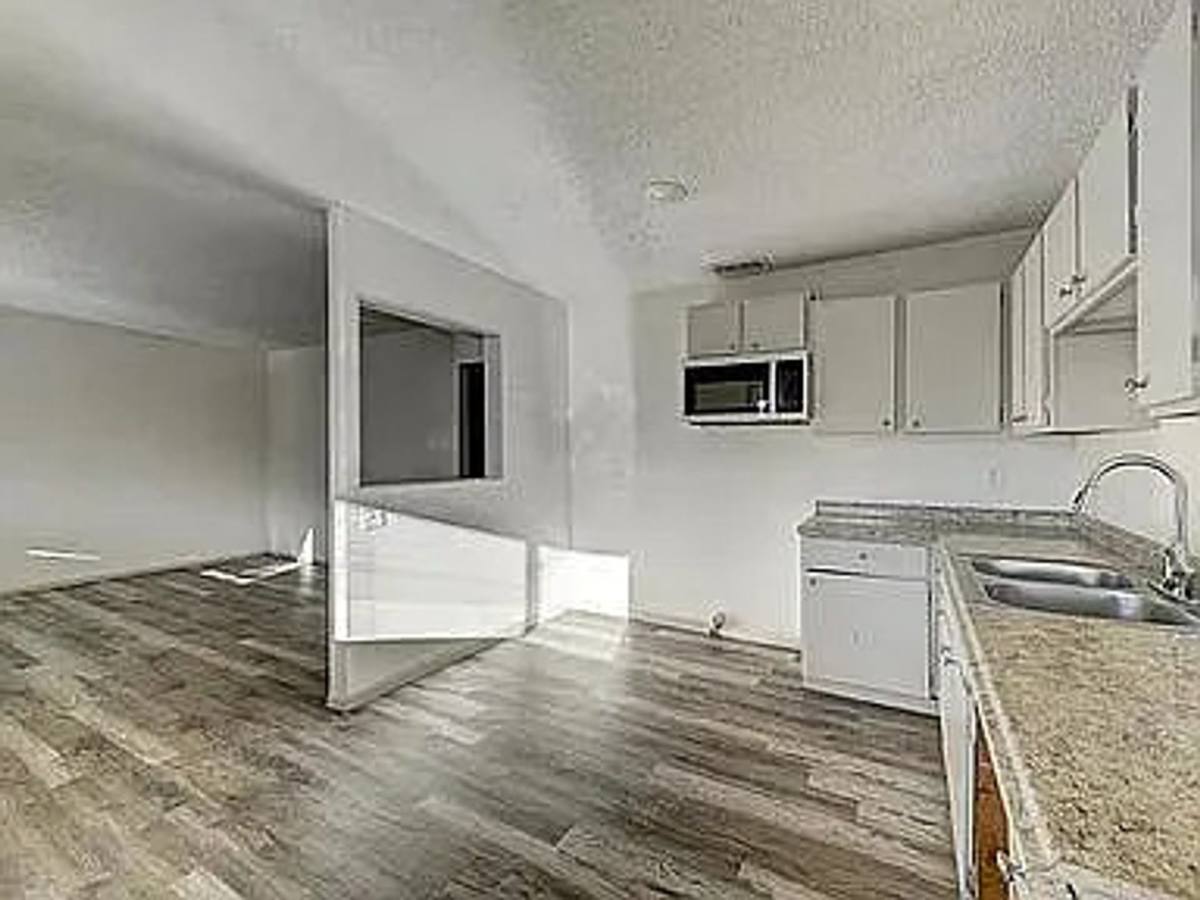 Apartment for rent at 984 E Saxony Dr, Pueblo, CO 81007