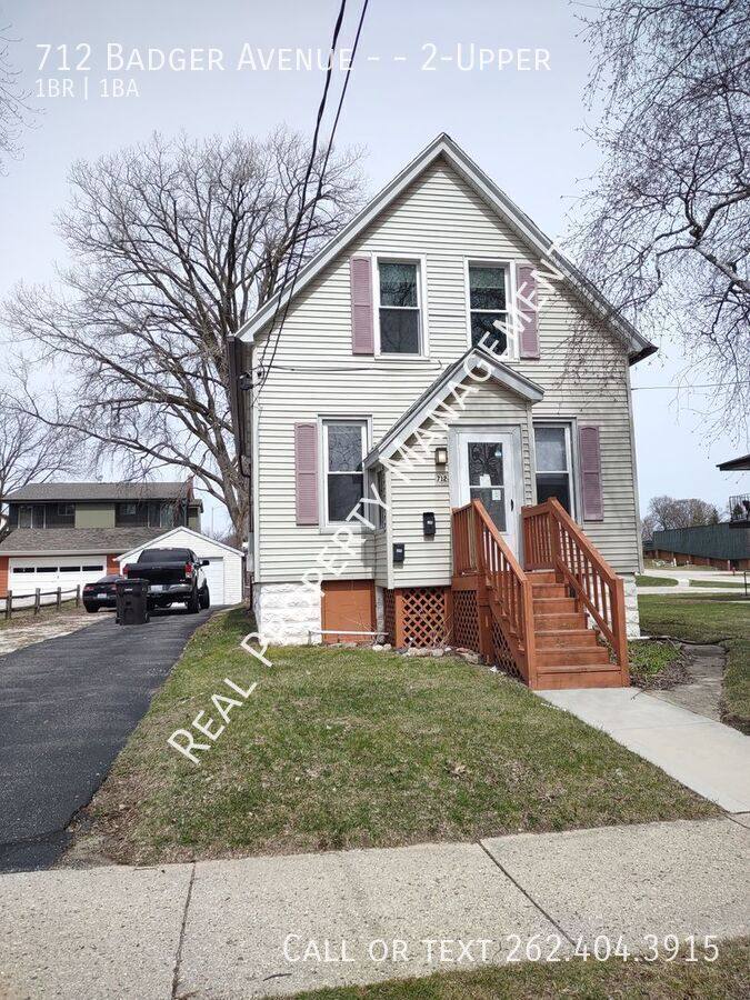 Apartment for rent at 712 Badger Ave, South Milwaukee, WI 53172