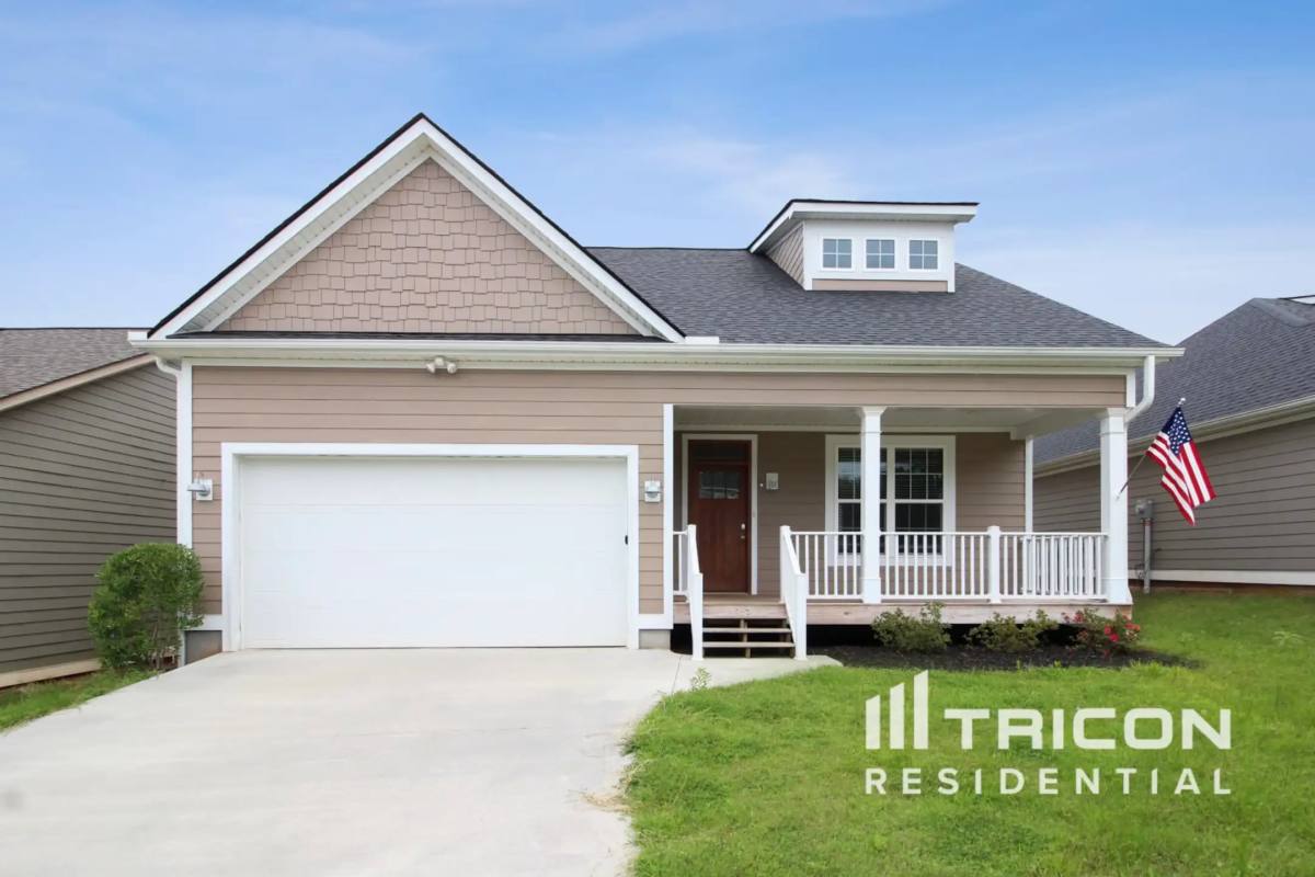 House for rent at 102 Regency Walk, Pickens, SC 29671