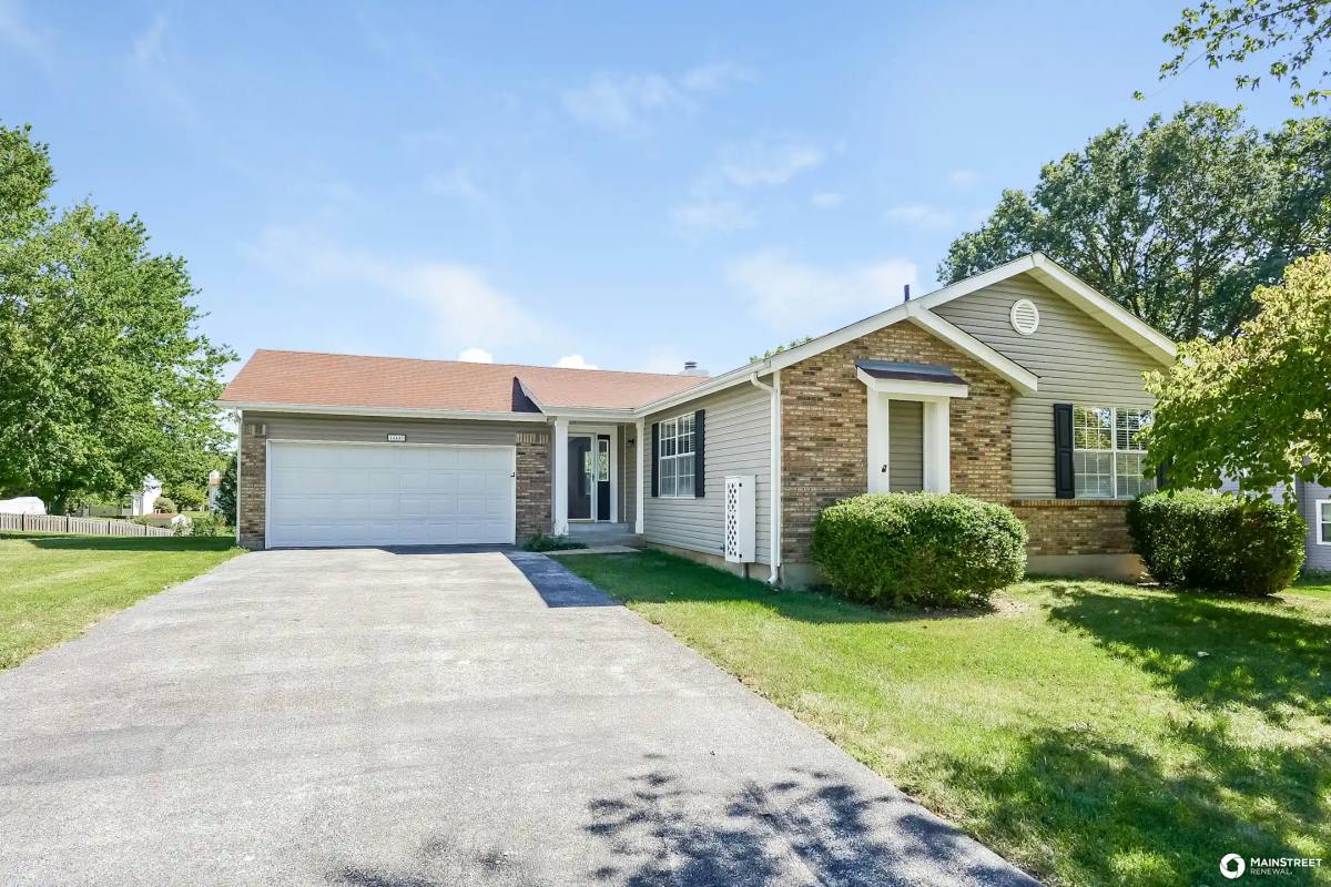 House for rent at 14443 Ocean Side Dr, Florissant, MO 63034