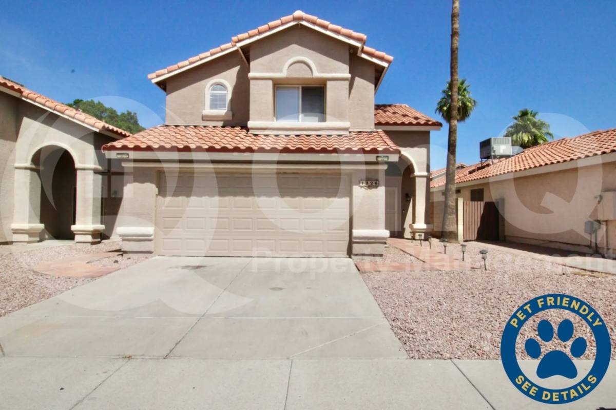 House for rent at 1326 E Helena Dr, Phoenix, AZ 85022