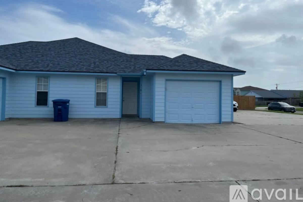 House for rent at 318 Easy St #B, Corpus Christi, TX 78418