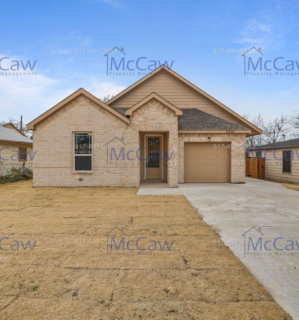 House for rent at 1814 Langford St, Greenville, TX 75401