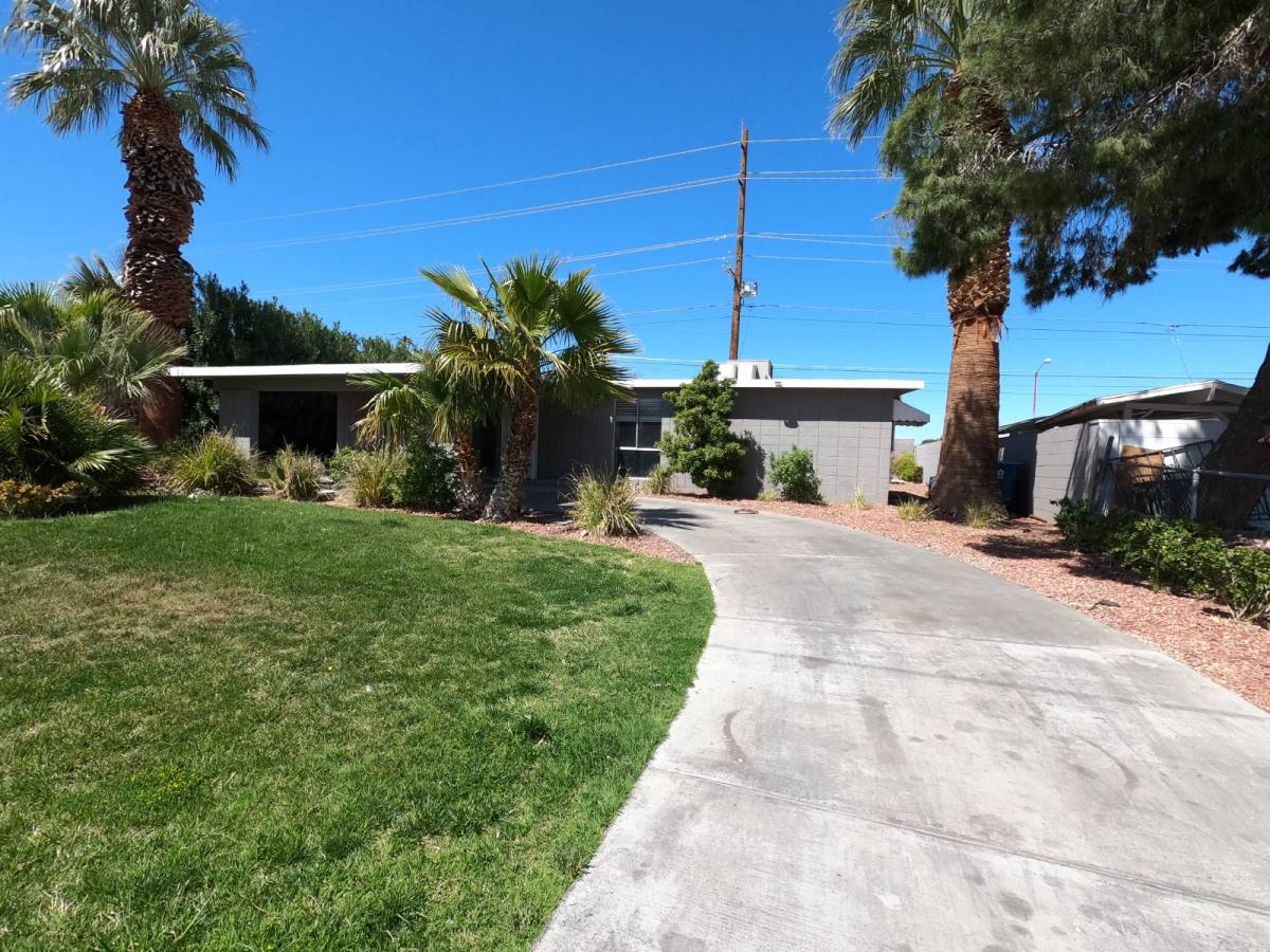 House for rent at 1986 Del Mar Ave, Las Vegas, NV 89169