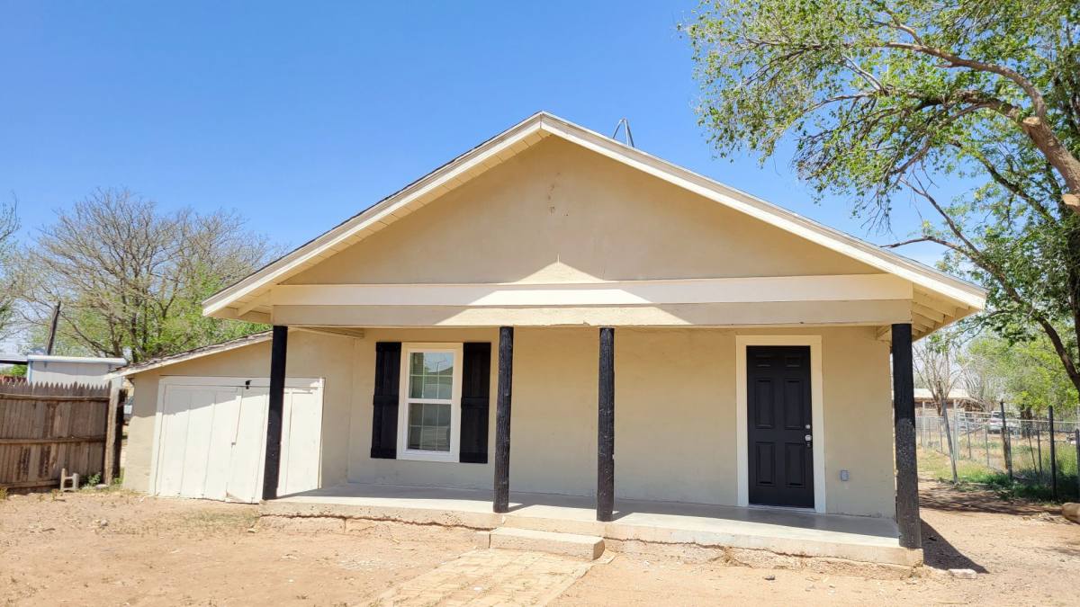 House for rent at 240 E Dickens St, Slaton, TX 79364