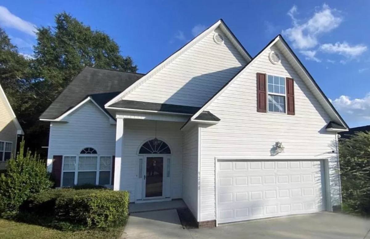 House for rent at 9208 Windsor Lake Blvd, Columbia, SC 29223
