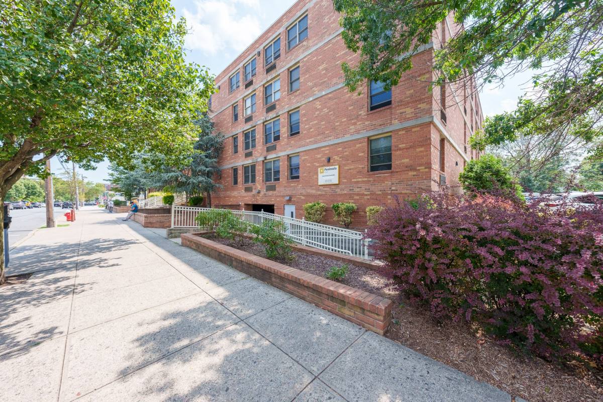 Apartment for rent at 22-34 W 25th St, Bayonne, NJ 07002