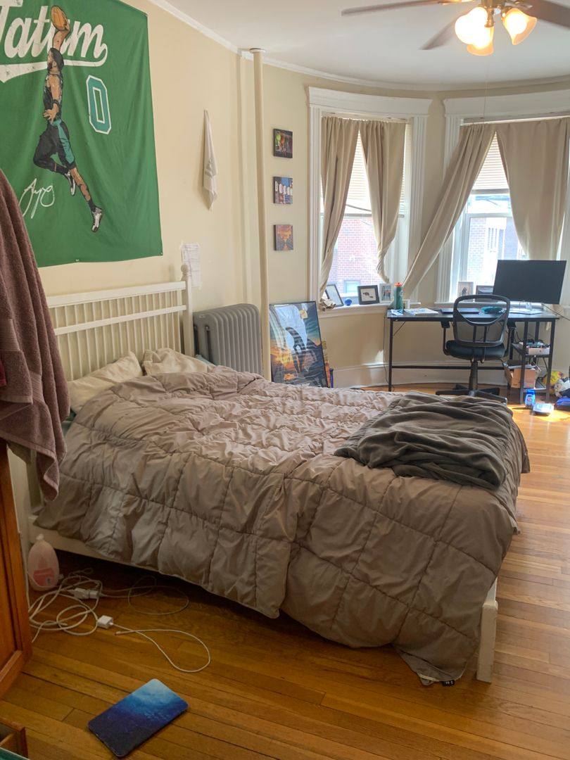Apartment for rent at 7 Fuller St #1A, Brookline, MA 02446