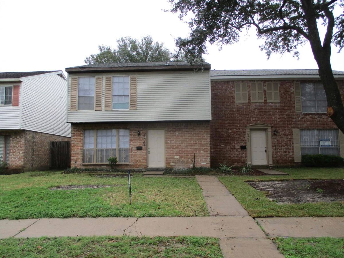 Condo for rent at 5508 Deep Forest, Houston, TX 77092