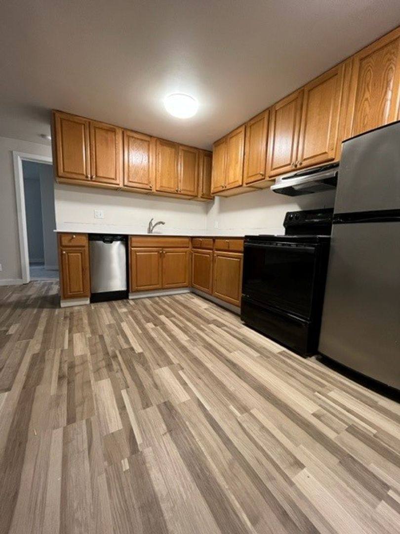 Apartment for rent at 2225 NW 59th, Seattle, WA 98107