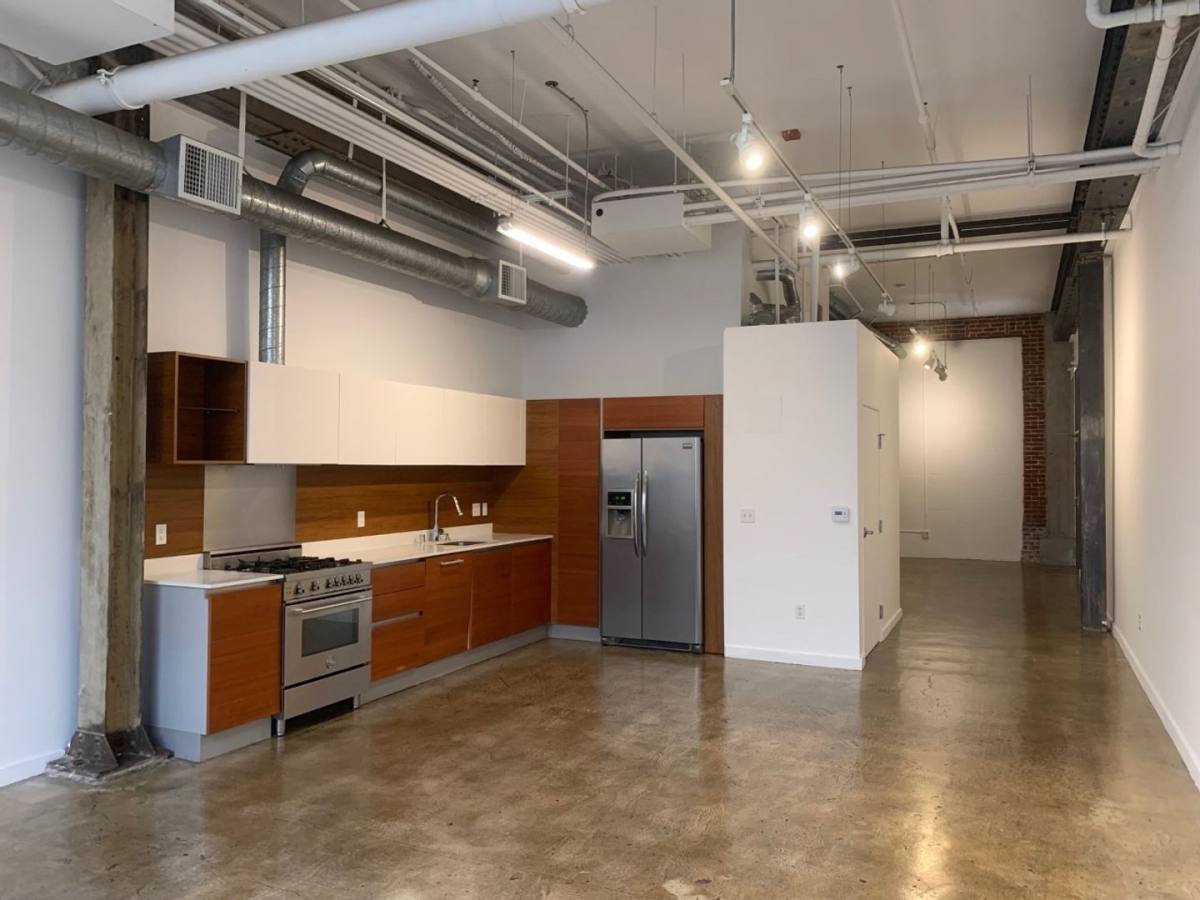 Apartment for rent at 2121 E 7th Place, Los Angeles, CA 90021