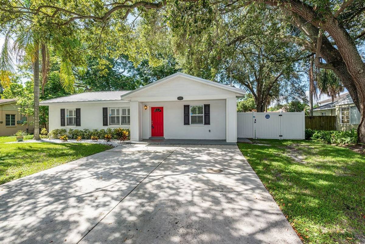 House for rent at 3602 W Leona St, Tampa, FL 33629