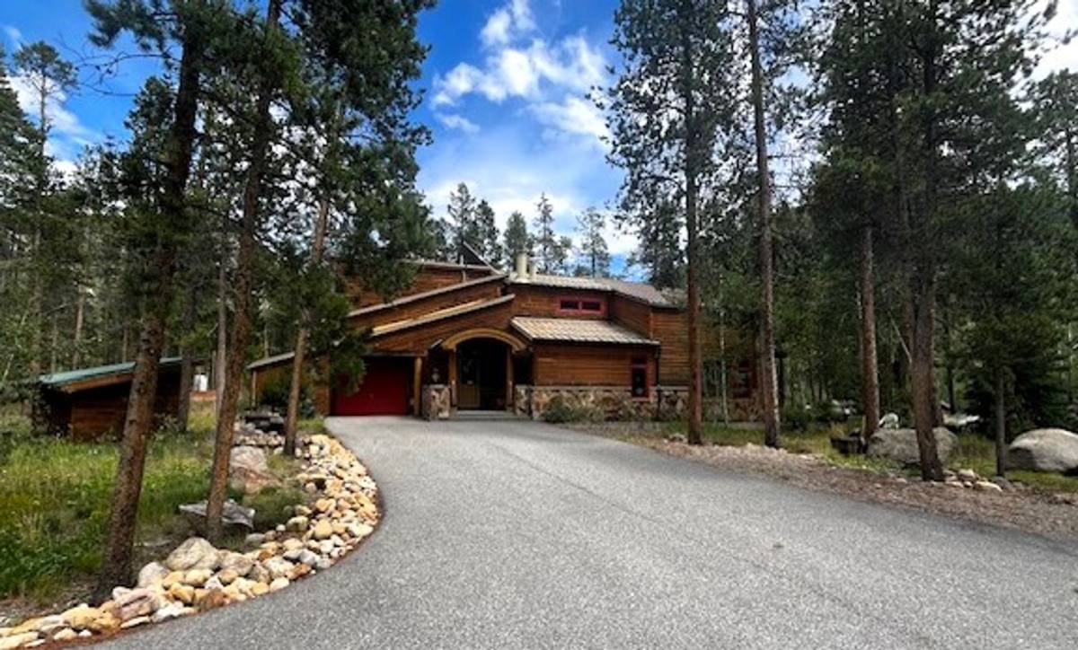 House for rent at 590 Montezuma Rd, Dillon, CO 80435