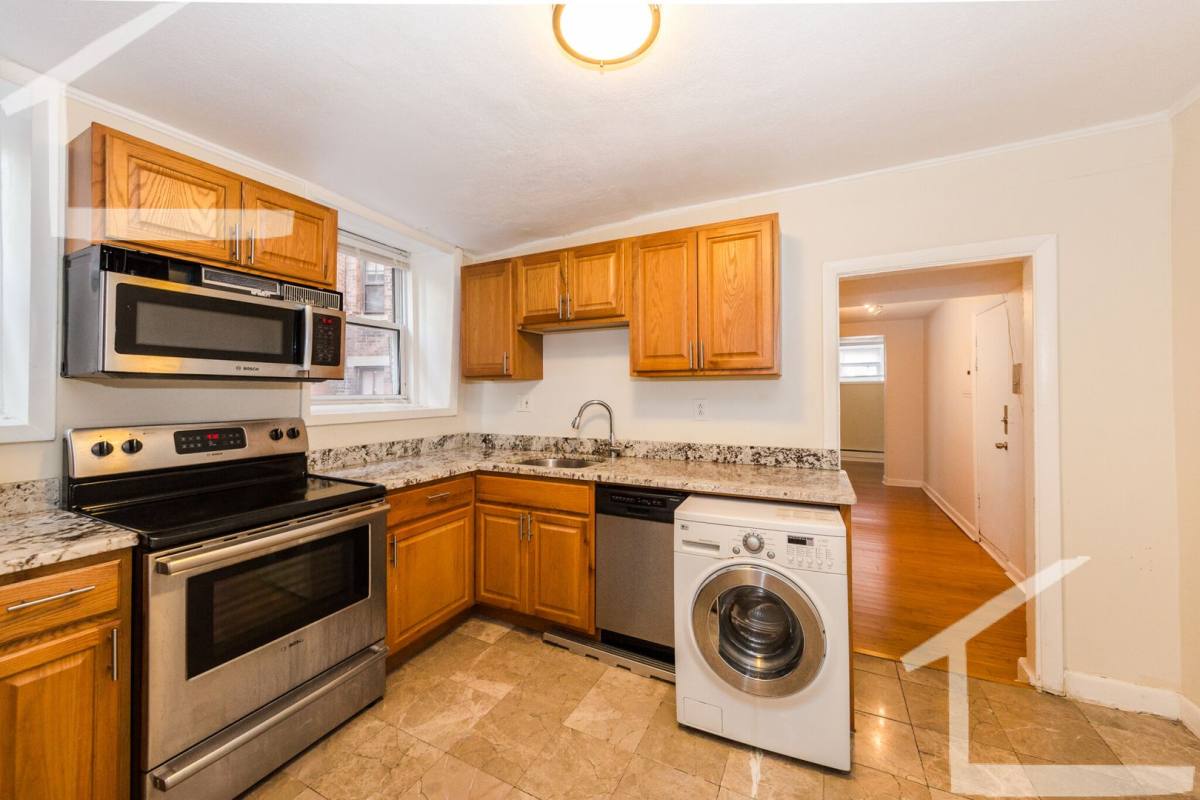 Apartment for rent at 132 Chiswick Rd #B2, Brighton, MA 02135
