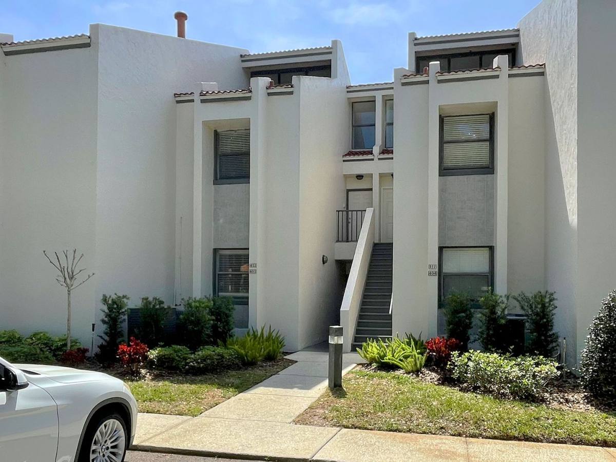 House for rent at 415 Laurel Cove Way, Winter Haven, FL 33884