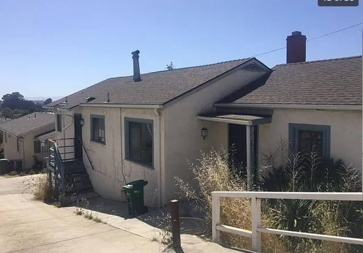 Apartment for rent at 8027 Ney Ave, Oakland, CA 94605