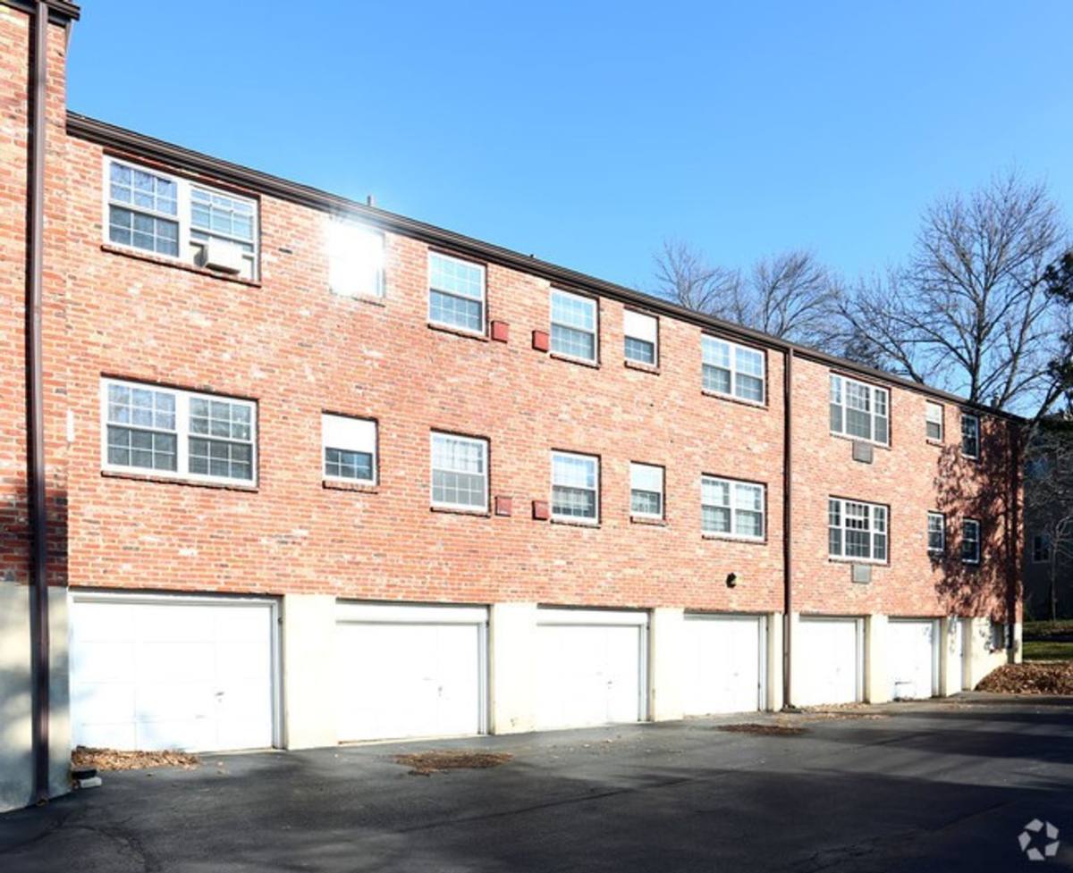 Apartment for rent at 430 E Lancaster Ave, Wayne, PA 19087