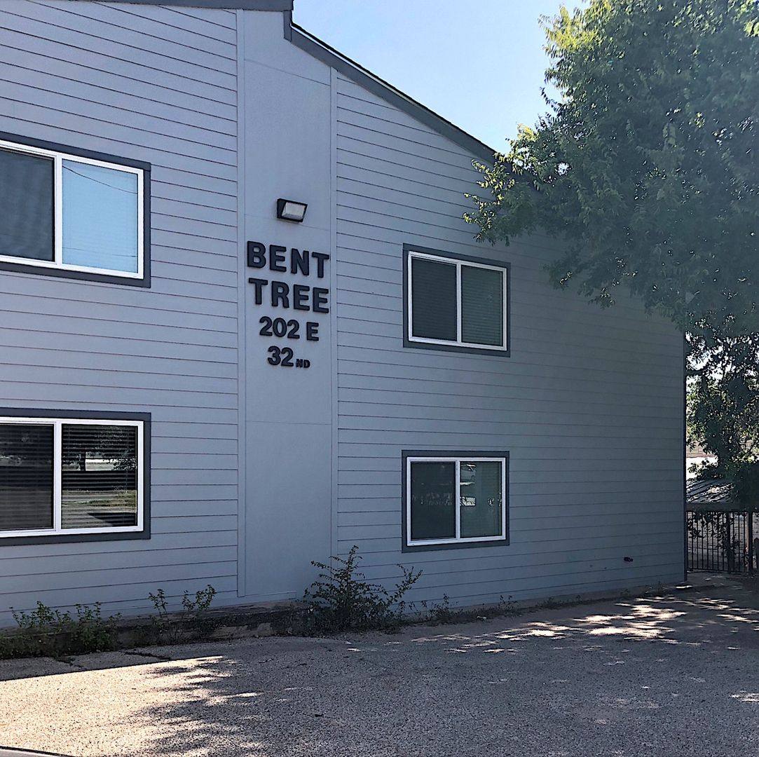 Apartment for rent at 202 E 32nd St, Austin, TX 78703