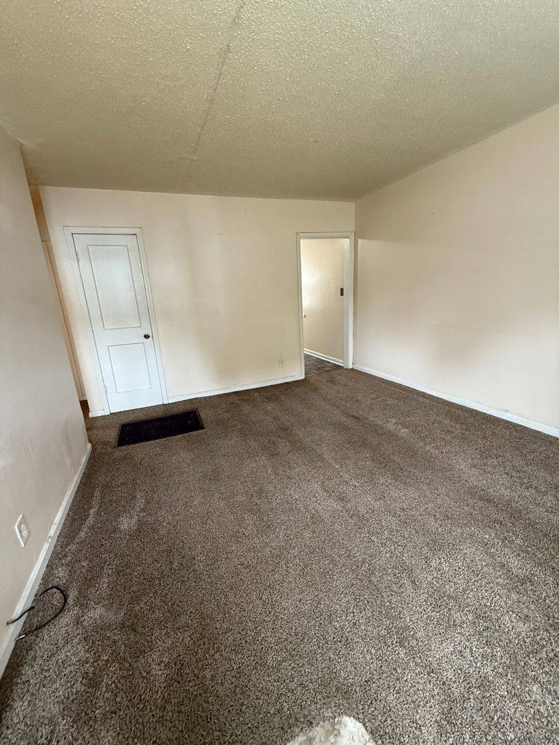 Apartment for rent at 849 S Beverly #1, Wichita, KS 67218