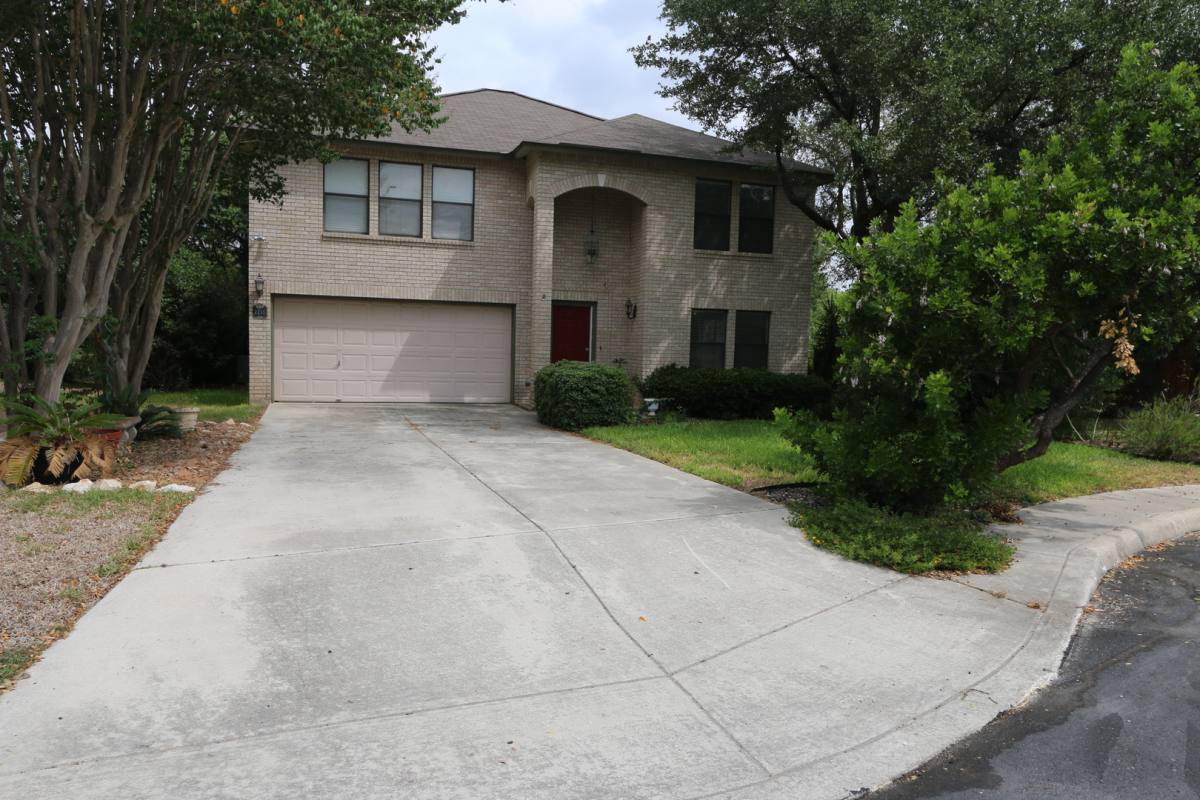 House for rent at 2235 Indian Meadows Dr, San Antonio, TX 78230