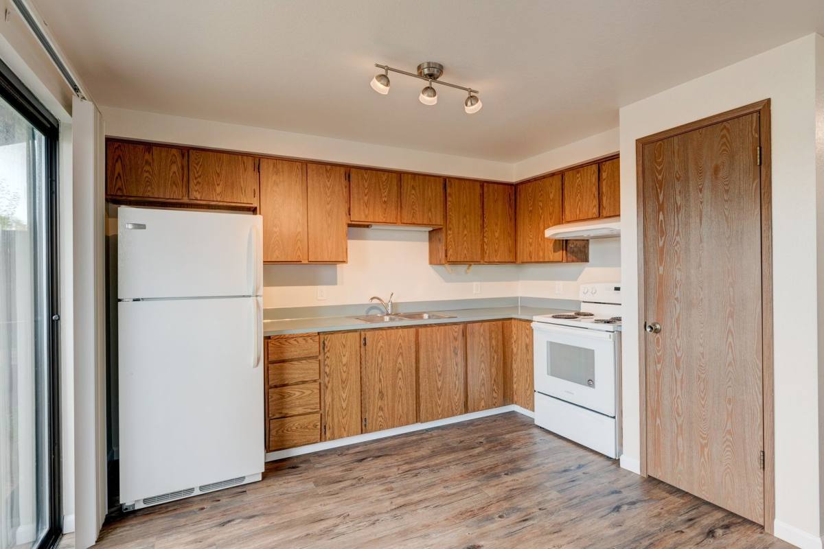 Apartment for rent at 1298 SE 4th Ave, Oak Harbor, WA 98277