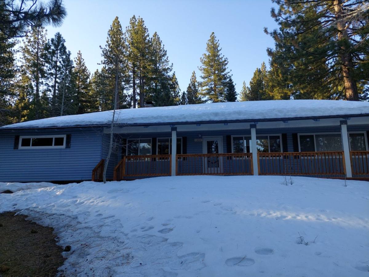 House for rent at 1490 Seminole Dr, South Lake Tahoe, CA 96150