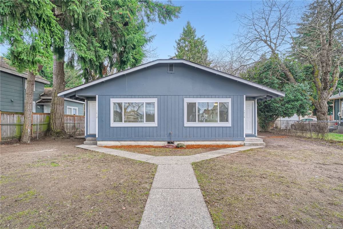 Townhouse for rent at 1414 S 14th St, Tacoma, WA 98405