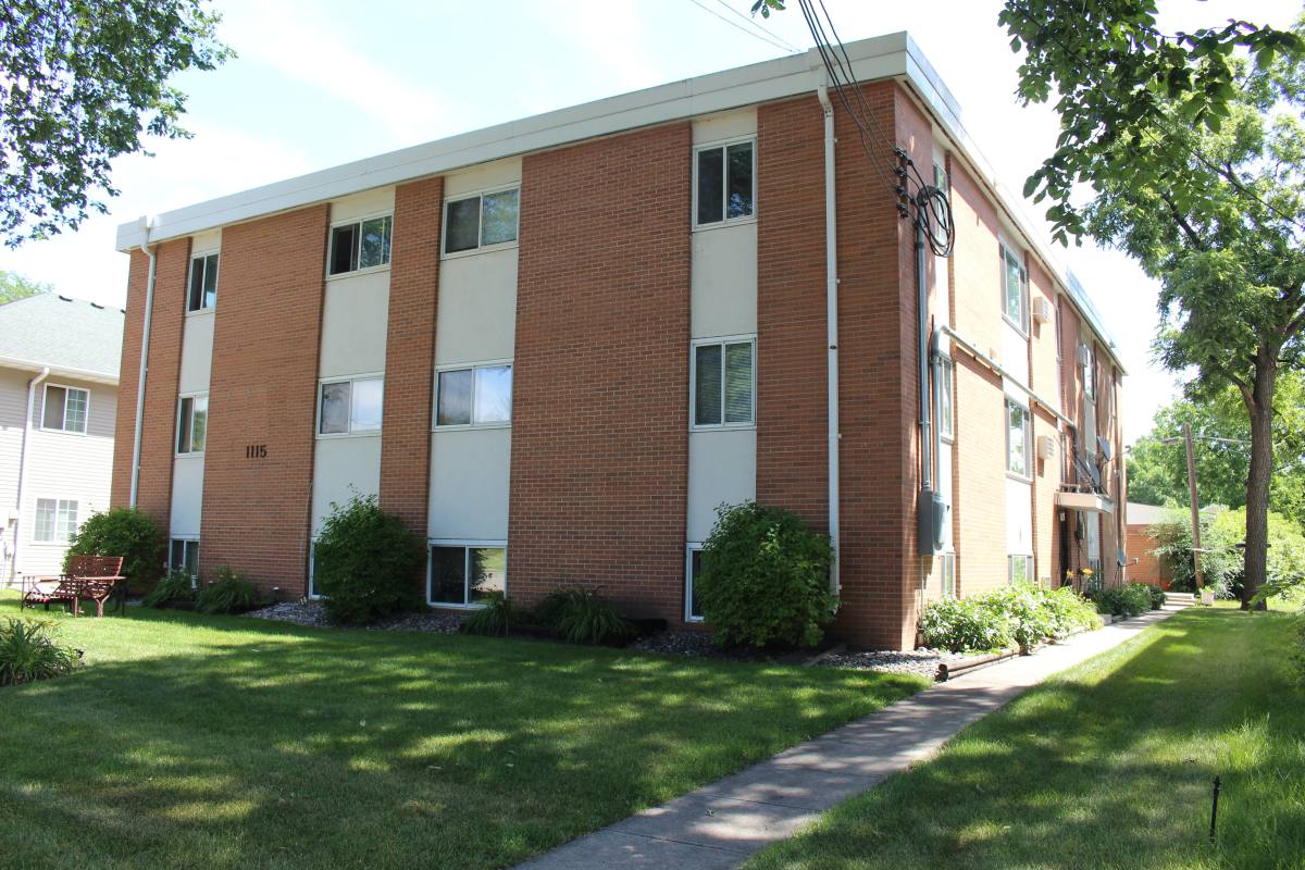 Apartment for rent at 1115 10th St N, Fargo, ND 58102
