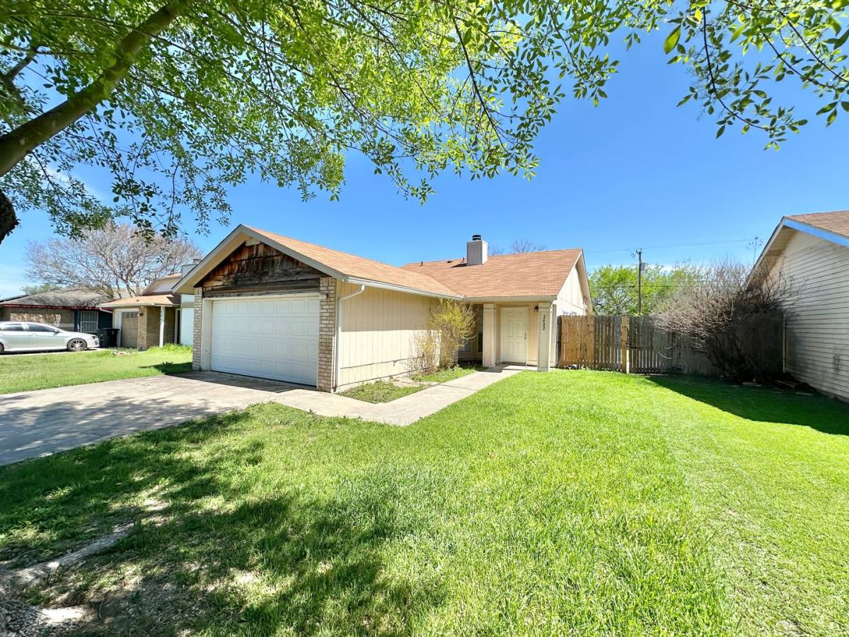House for rent at 2402 Silverhill Dr, Killeen, TX 76543