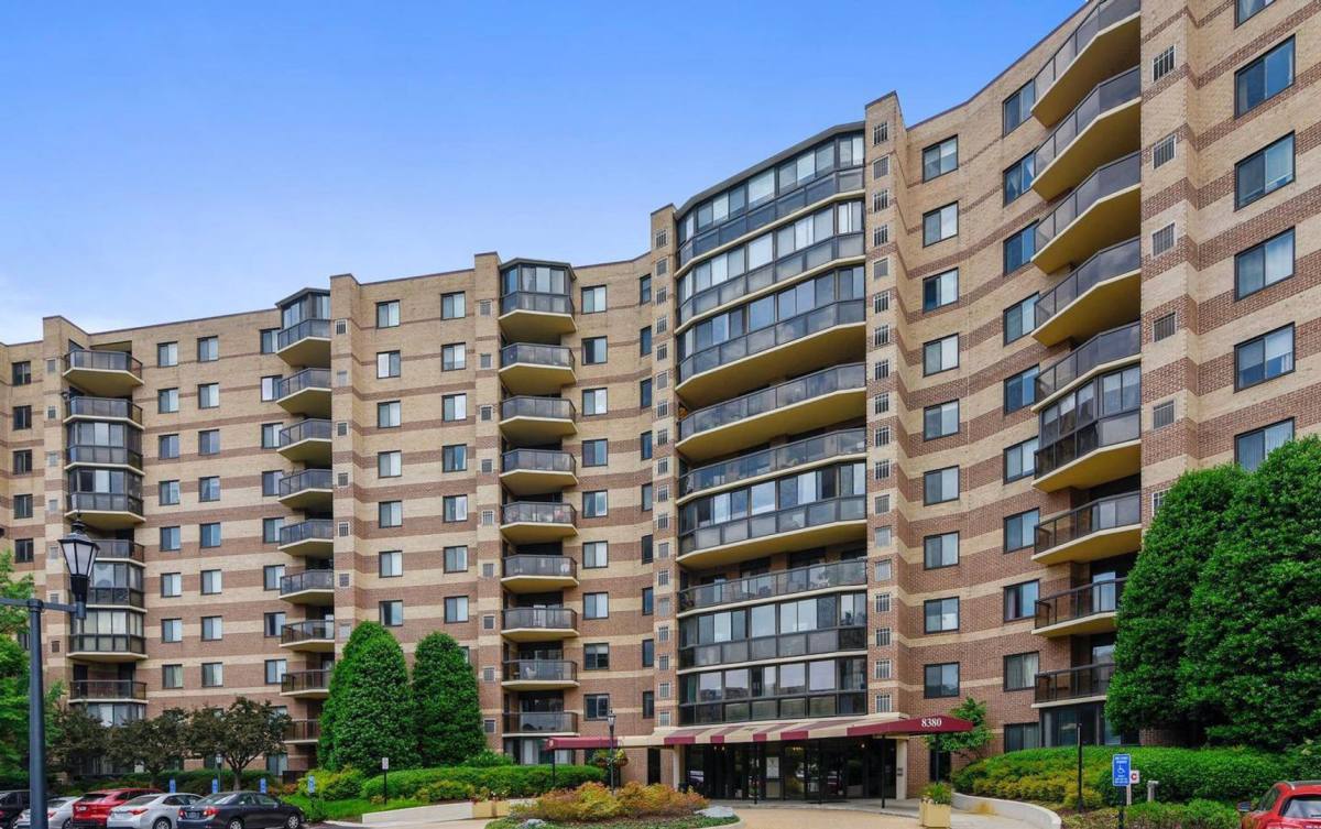 Condo for rent at 8360 Greensboro Dr, McLean, VA 22102