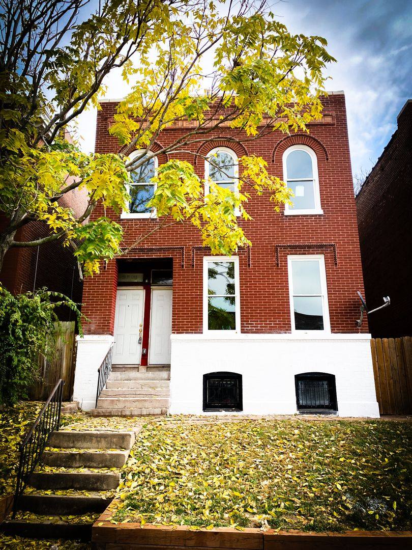 Apartment for rent at 3518 Nebraska Ave #2, Saint Louis, MO 63118