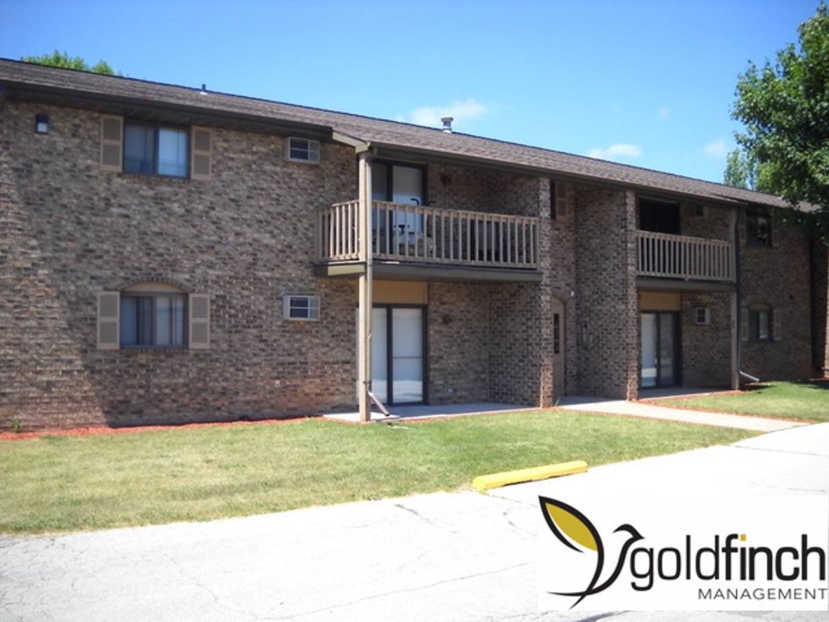 Apartment for rent at 821 Cormier Rd, Green Bay, WI 54304