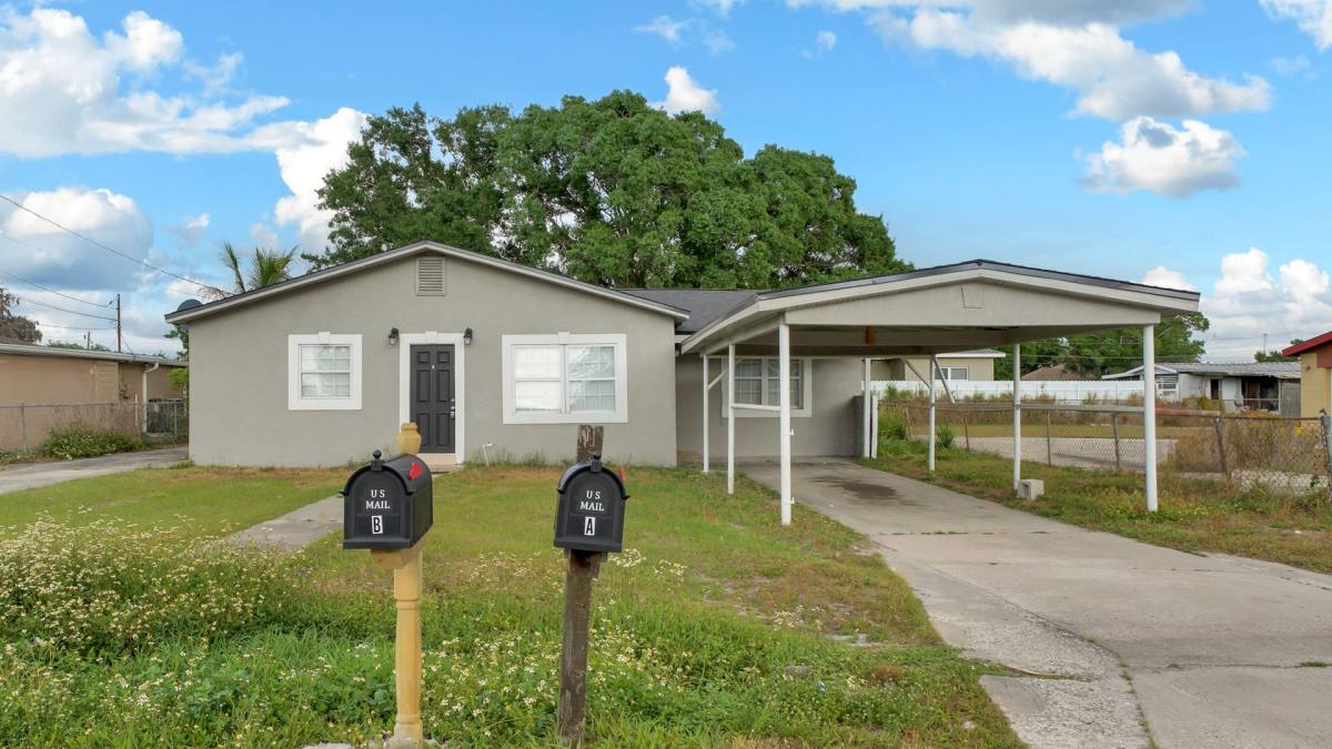 House for rent at 725 Strain Blvd, Lakeland, FL 33815
