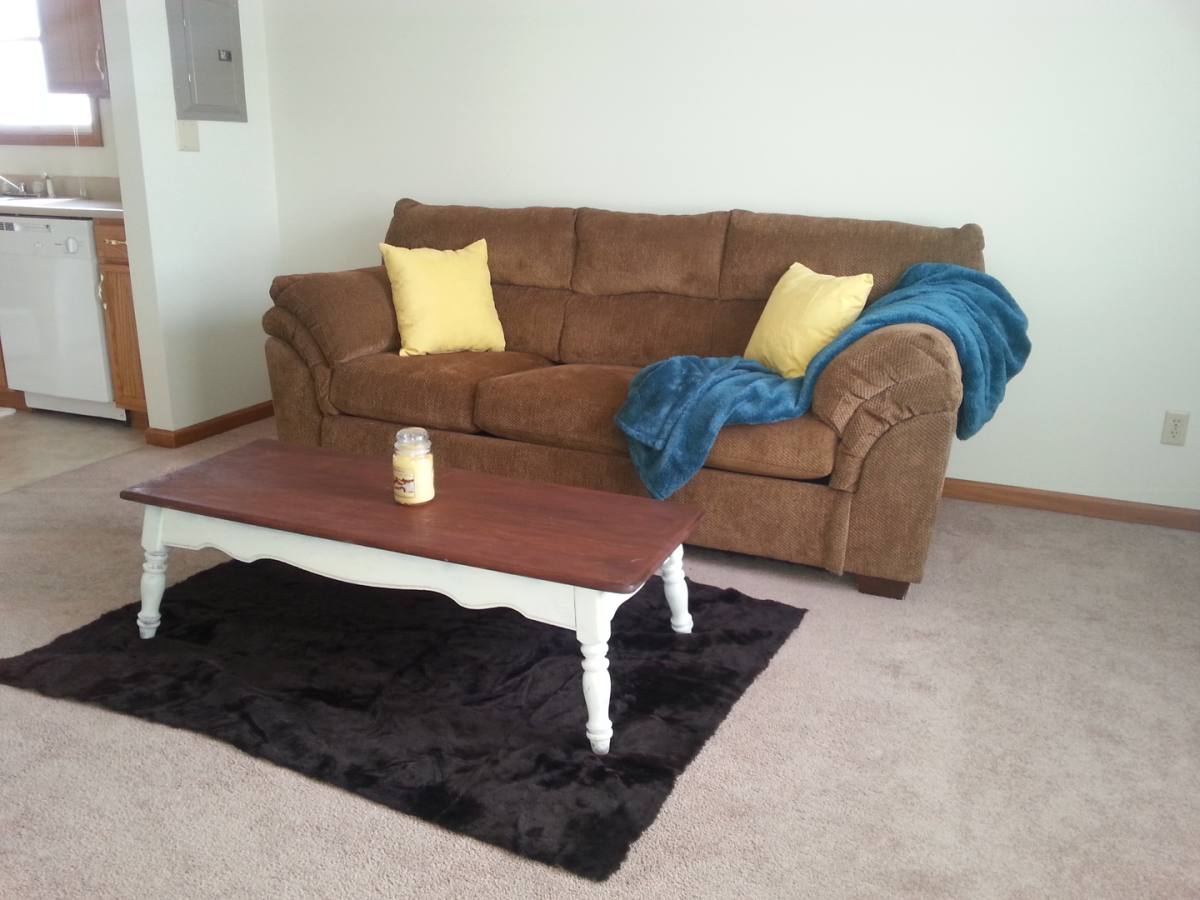 Apartment for rent at 218 Stonewall Court, Nappanee, IN 46550