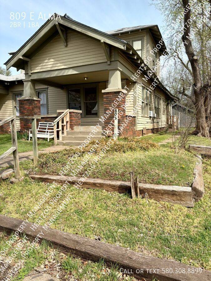 House for rent at 809 E Alma, Ponca City, OK 74601