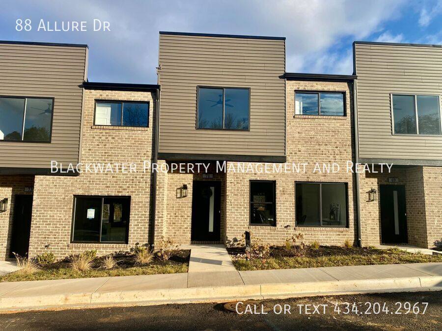 Townhouse for rent at 88 Allure Dr, Rustburg, VA 24588